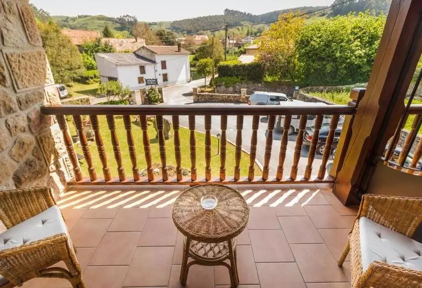مسافرخانه Posada La Aldea