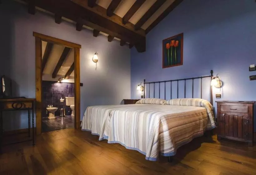 مسافرخانه Posada La Aldea