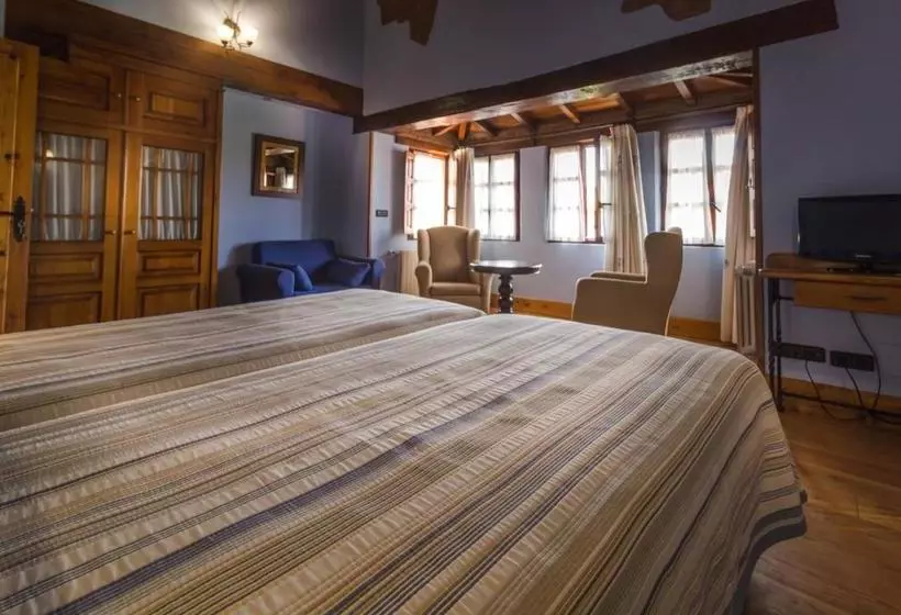 مسافرخانه Posada La Aldea