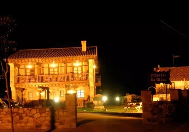 مسافرخانه Posada La Aldea