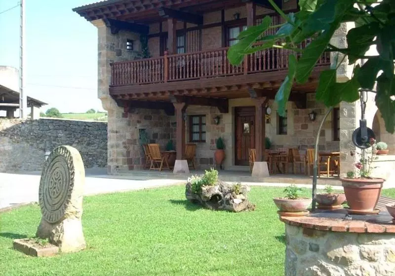 مسافرخانه Posada La Aldea