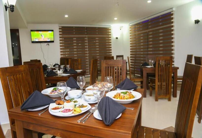 Hôtel Crystal Resort Dickwella