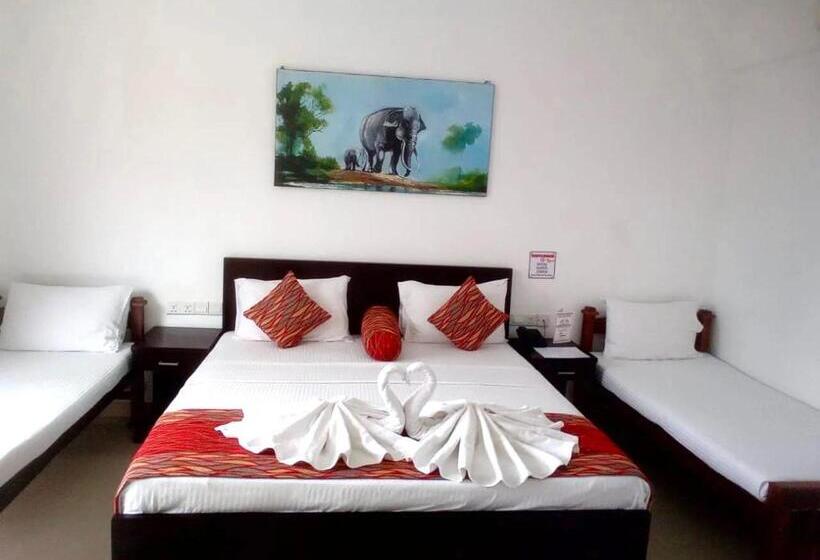 فندق Crystal Resort Dickwella