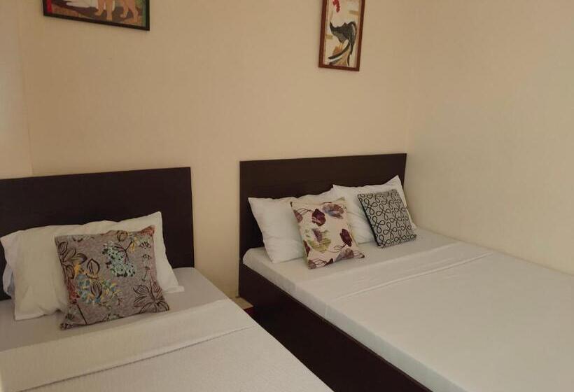 فندق Fiesta Ballroom