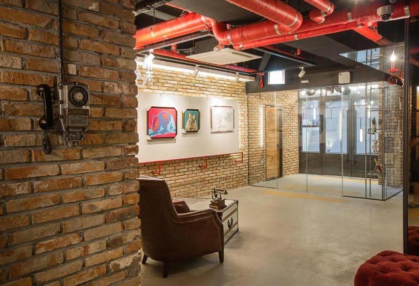 Hotel Jerry S Planet