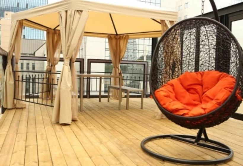 Hotel Jerry S Planet