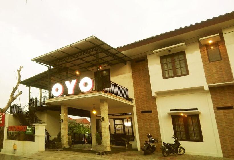 酒店 Oyo 350 D' Maktab Homestay Syariah