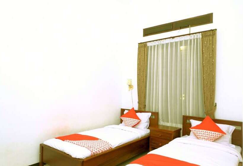 酒店 Oyo 350 D' Maktab Homestay Syariah