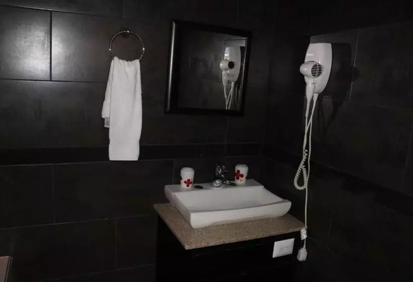 Vista Los Volcanes Hotel Y Restaurante