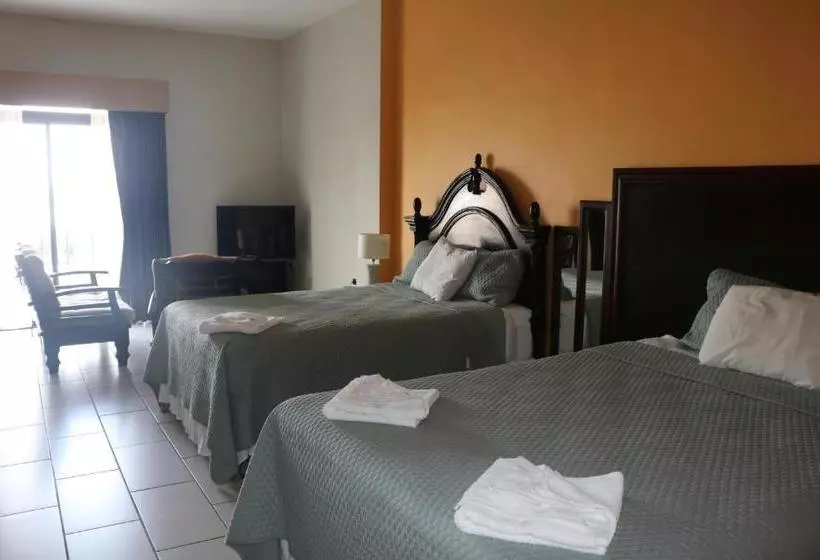 Vista Los Volcanes Hotel Y Restaurante