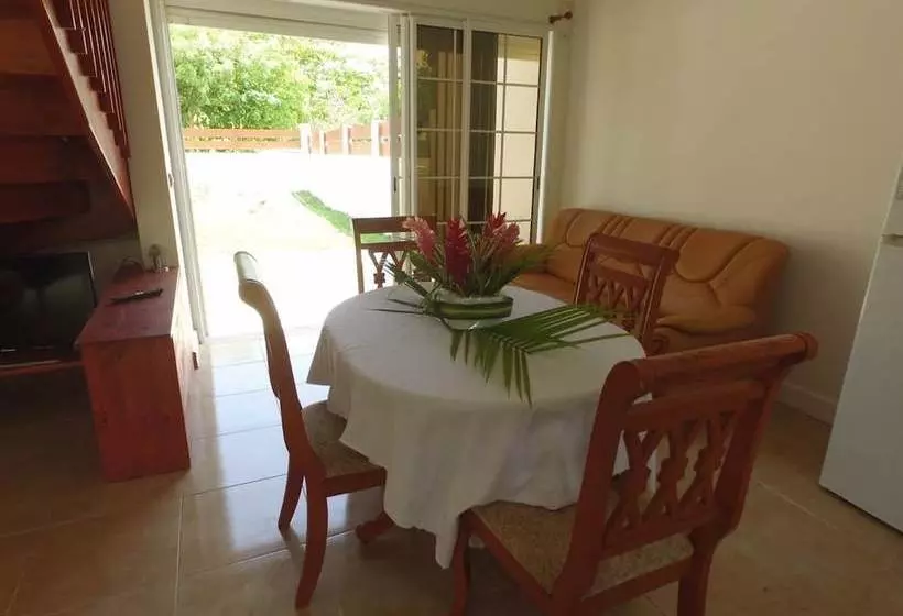 Les Villas Tamarin
