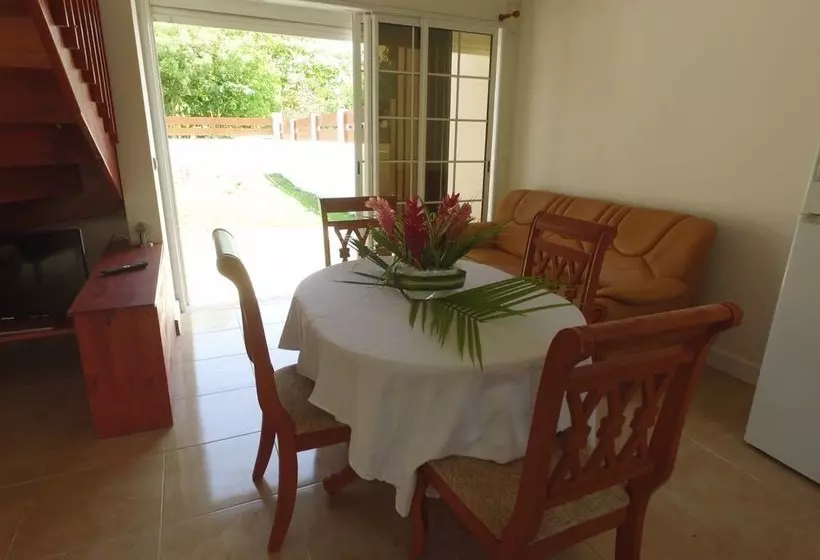Les Villas Tamarin