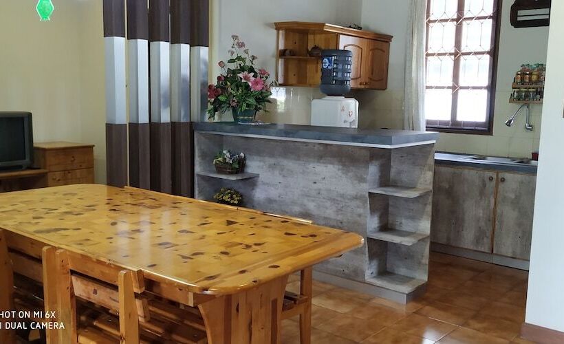 Villa Bumblebee 2 – Little Venice Puncak