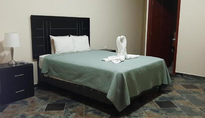 Vista Los Volcanes Hotel Y Restaurante