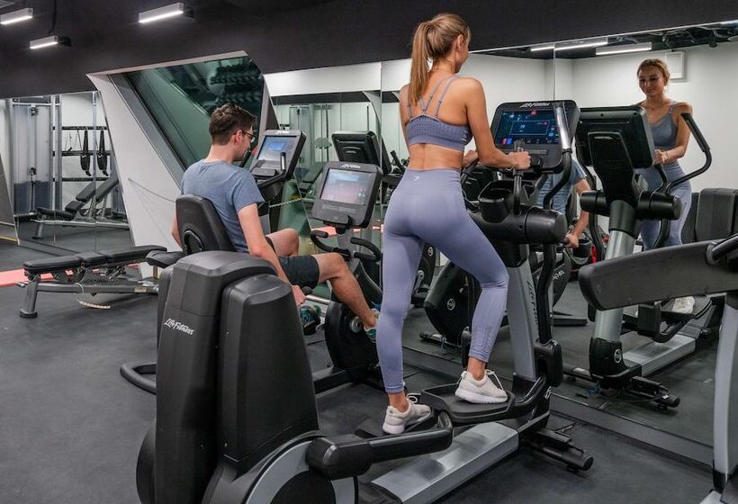 Yotelair Singapore Changi Airport Landside