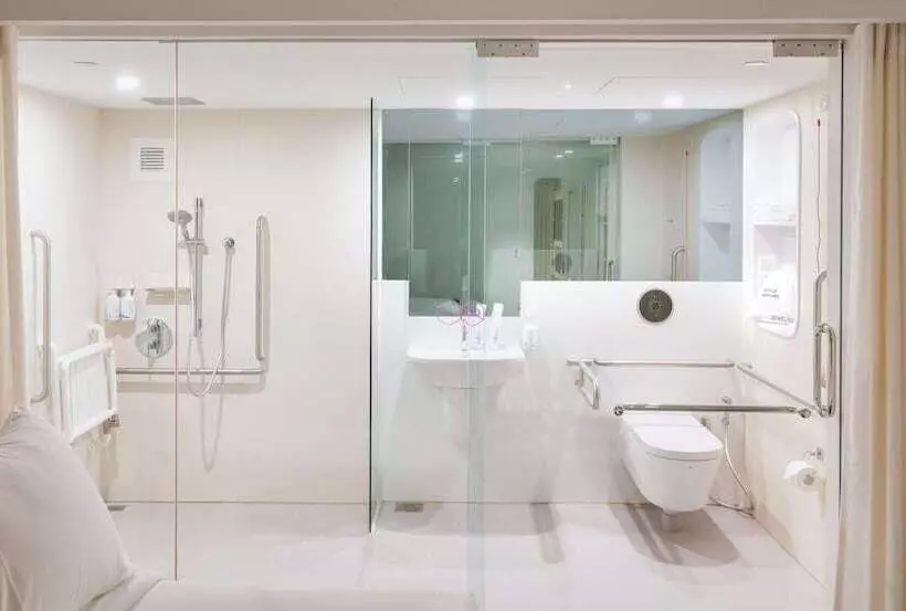 Yotelair Singapore Changi Airport Landside