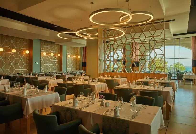 Hotelli Secrets Sunny Beach Resort & Spa - Adults Only