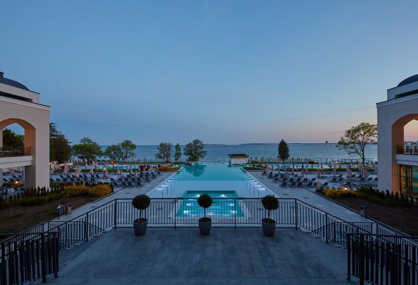 Hotel Secrets Sunny Beach Resort & Spa - Adults Only