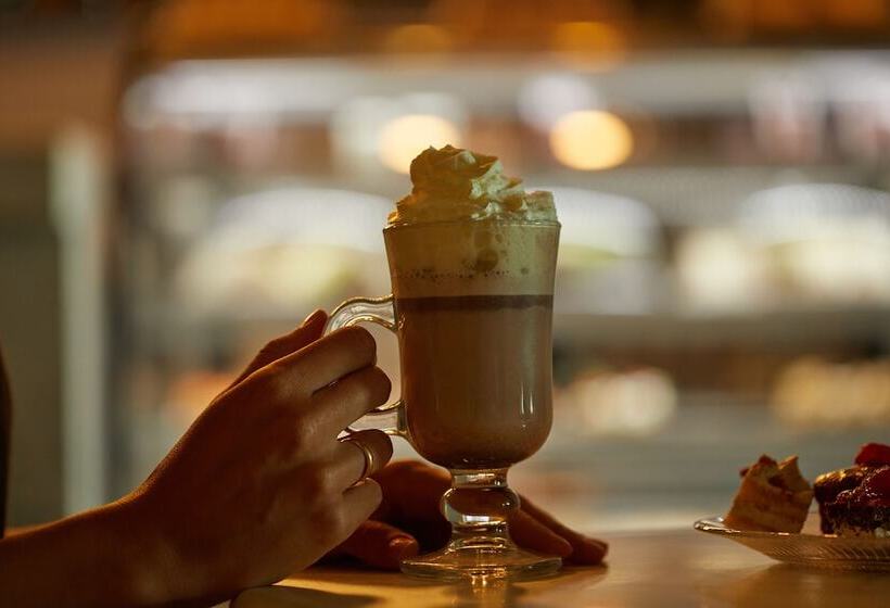 Hotel Secrets Sunny Beach Resort & Spa - Adults Only