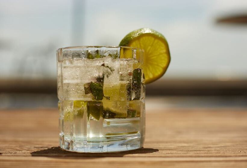 Hotel Secrets Sunny Beach Resort & Spa - Adults Only