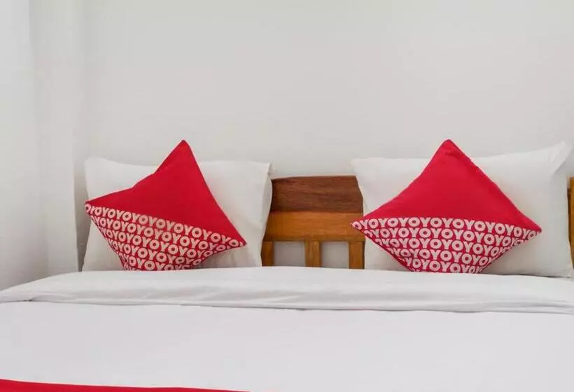 هتل Hutasimo Residence By Oyo Rooms