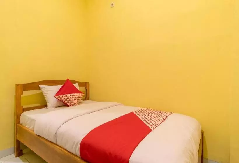 هتل Hutasimo Residence By Oyo Rooms