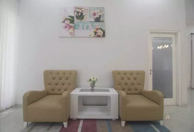 Hotelli Royal Homy Syariah