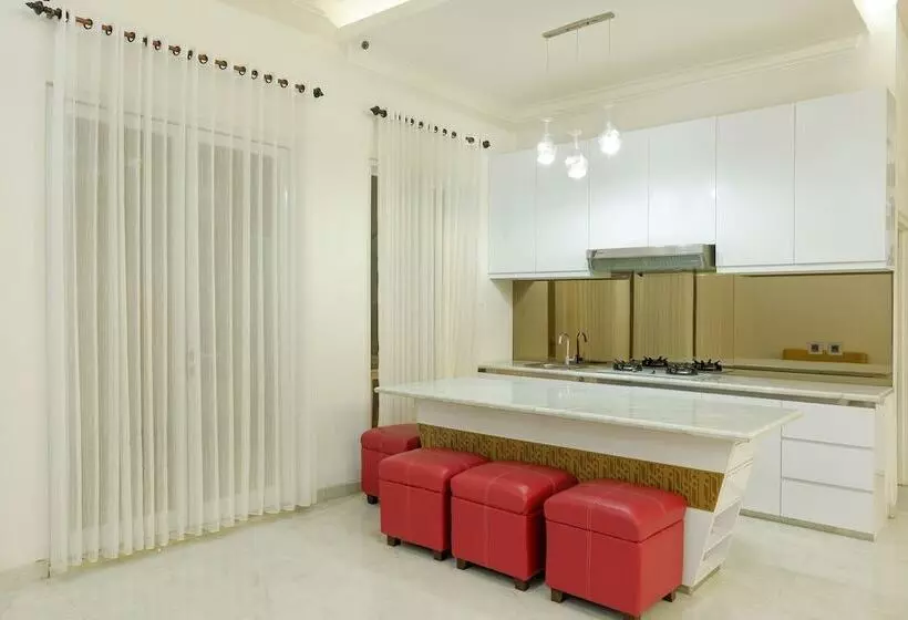 Hotelli Royal Homy Syariah