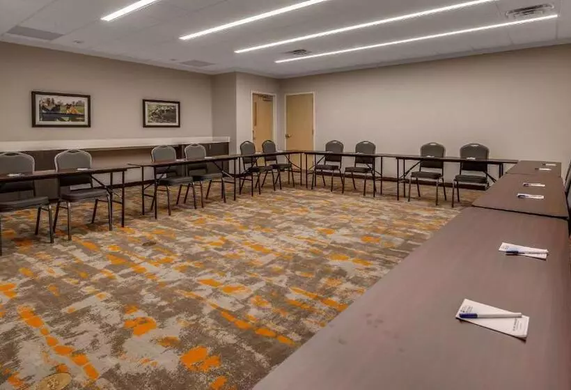 Hotelli Best Western Plus Elizabethtown Inn & Suites