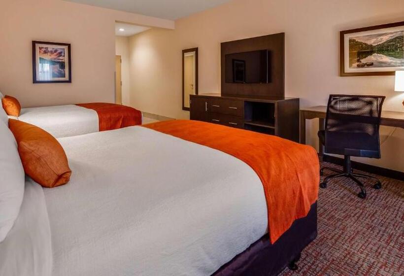 בית מלון כפרי Best Western Plus Elizabethtown Inn & Suites