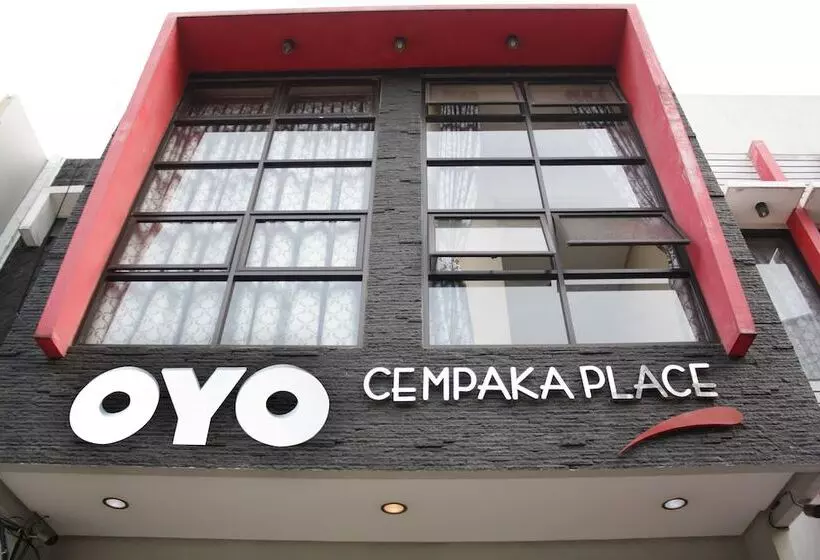ホテル Cempaka Place Neo