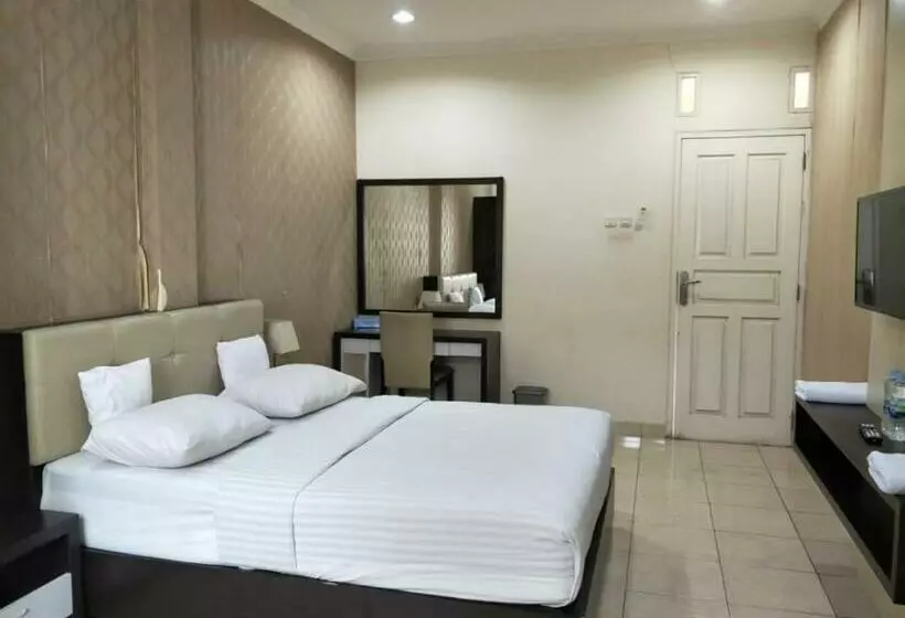 هتل Wisma Bintang Jadayat 3