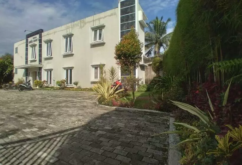 هتل Wisma Bintang Jadayat 3