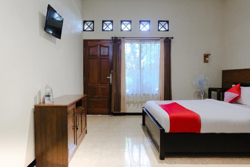 酒店 Yustin Family Homestay Syariah Malang