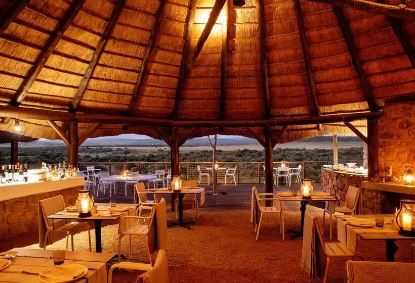 Hotelli Riverdene Family Lodge