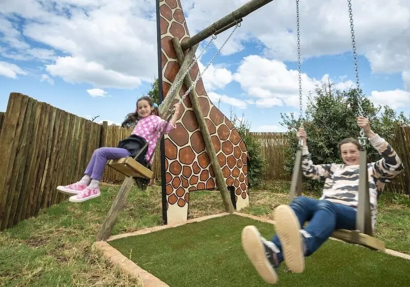 هتل Riverdene Family Lodge