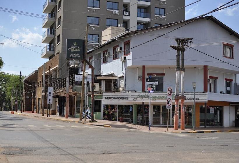 בית מלון כפרי La Gran Manzana