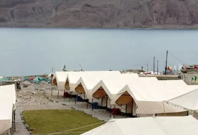 Hostelli Wonderland Camps