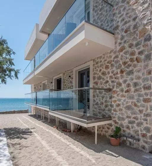 ユースホステル Kyma Rooms & Suites