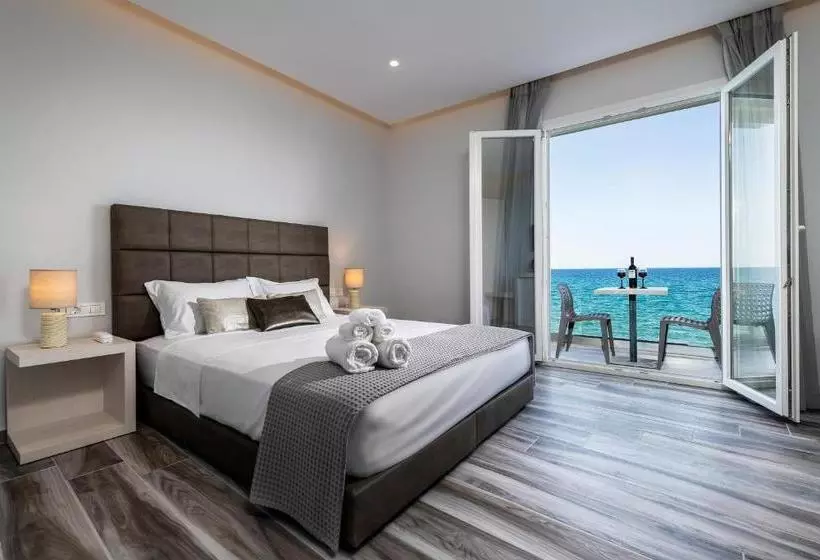 ユースホステル Kyma Rooms & Suites