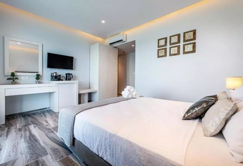 ユースホステル Kyma Rooms & Suites