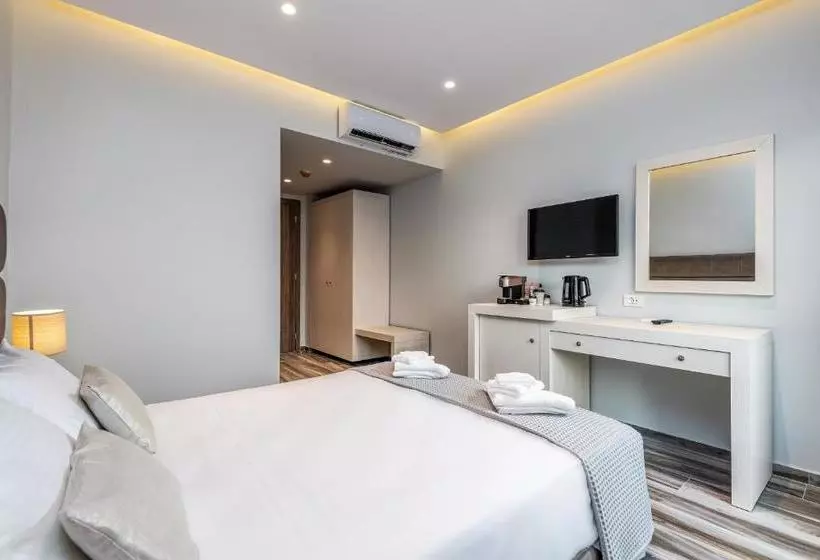 ユースホステル Kyma Rooms & Suites