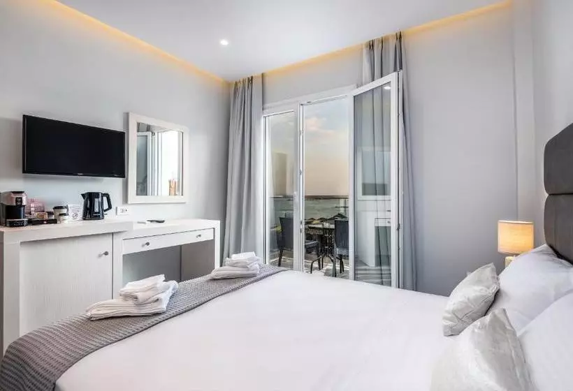 ユースホステル Kyma Rooms & Suites