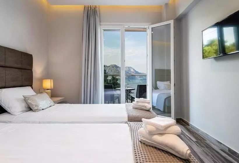 ユースホステル Kyma Rooms & Suites