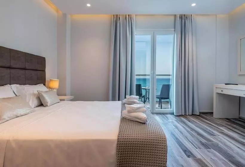 ユースホステル Kyma Rooms & Suites