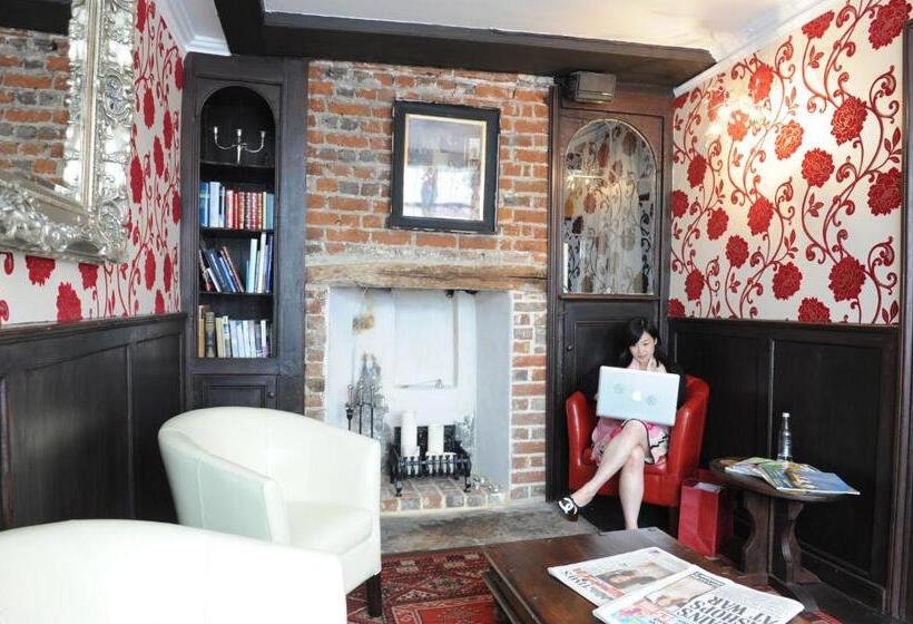 فندق House Of Agnes