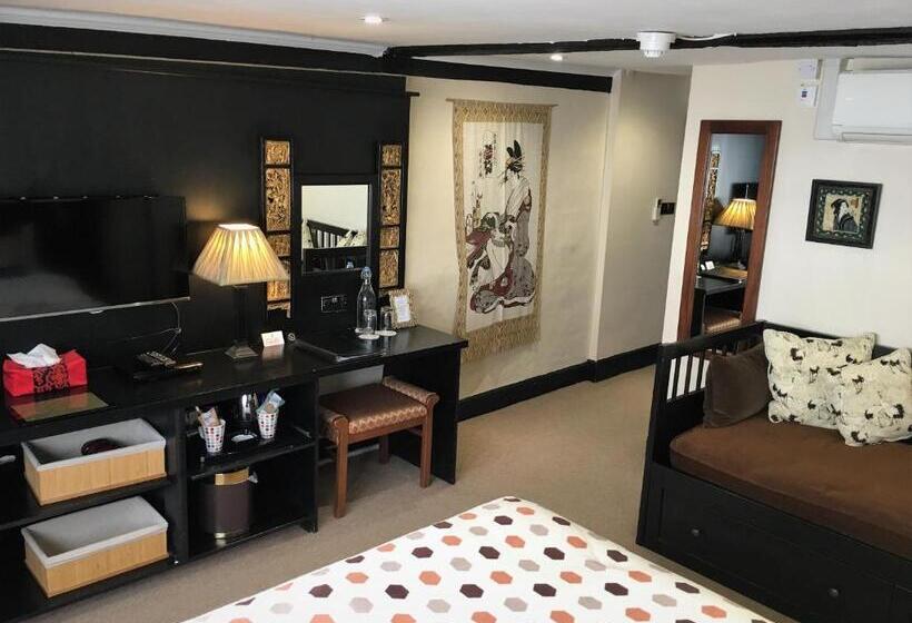 فندق House Of Agnes