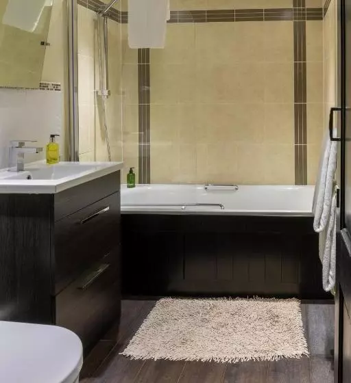 هتل House Of Agnes