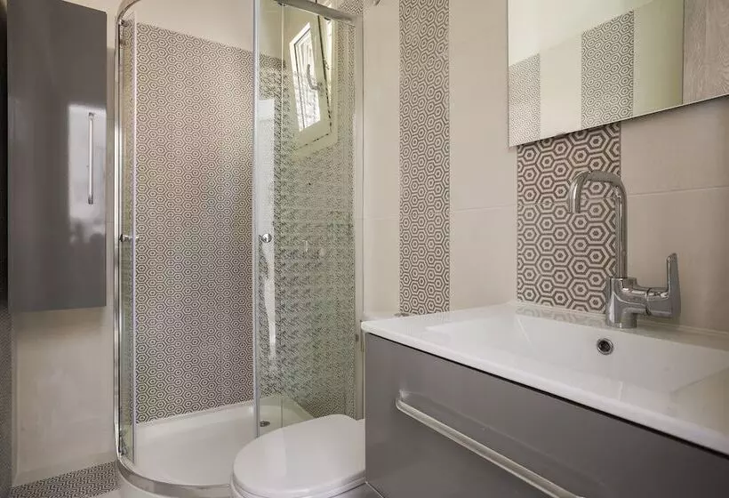 مسافرخانه Argostoli Marina Suites