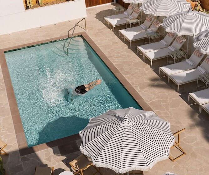 בית מלון כפרי Silver Lake Pool & Inn